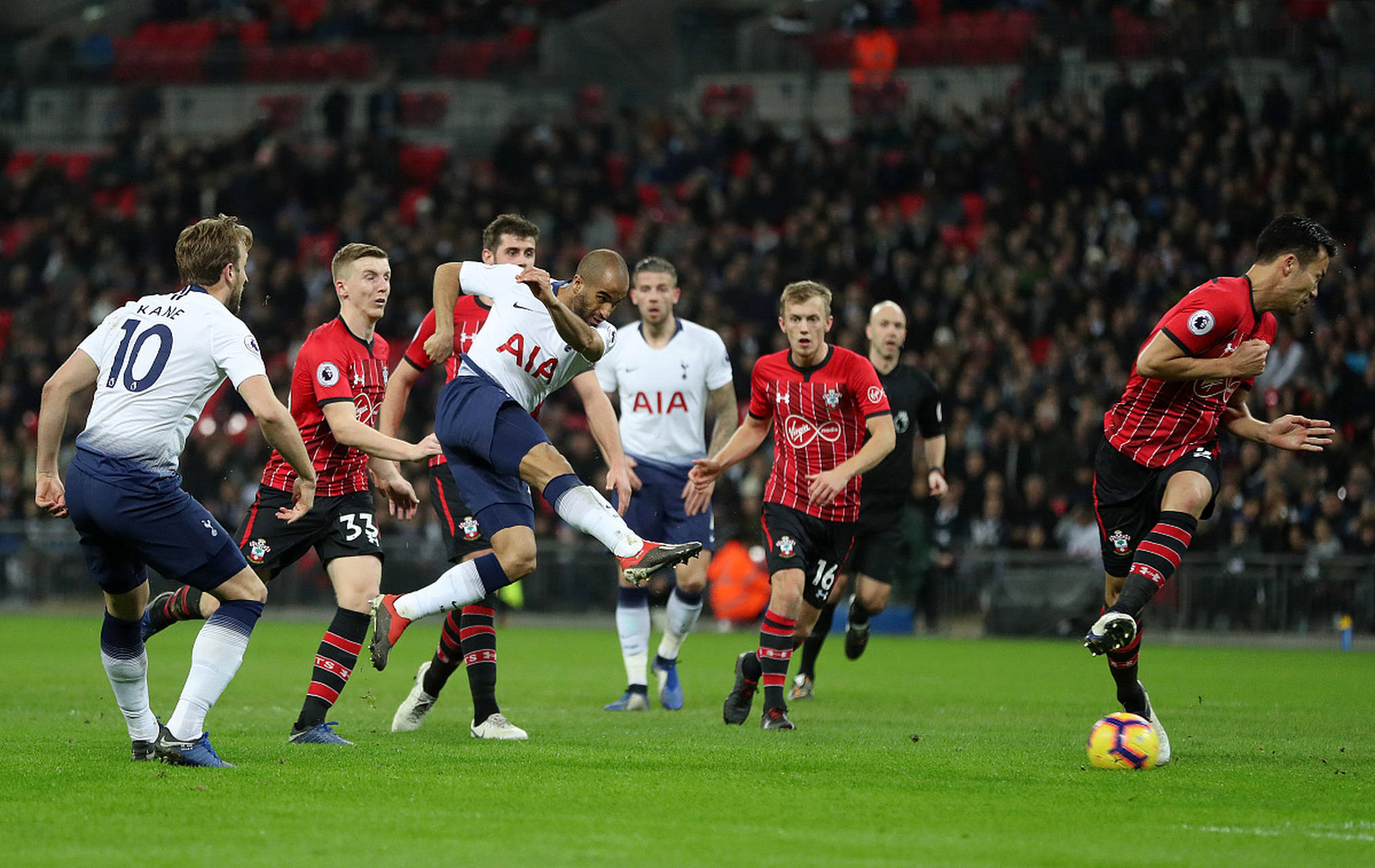 与姚明并肩 与姚明并肩