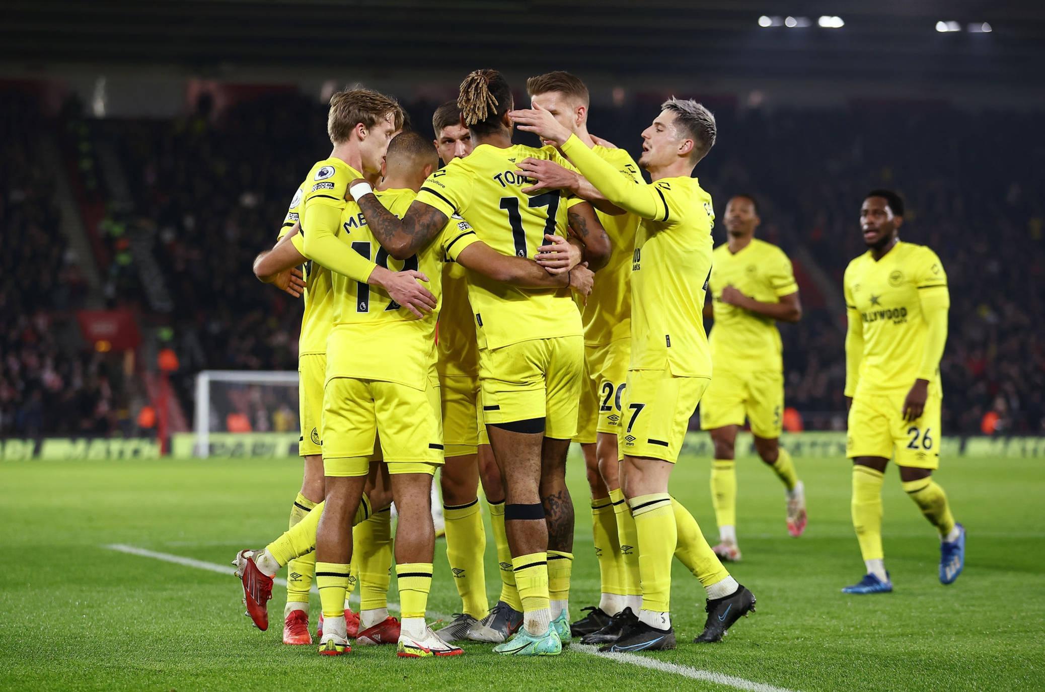 他们承担着 他们承担着