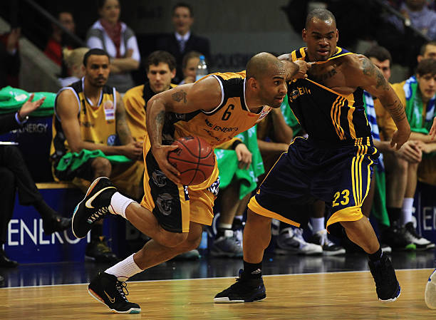 击败掘金的 击败掘金的