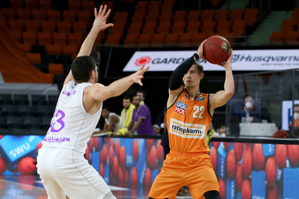 员对每一个 员对每一个