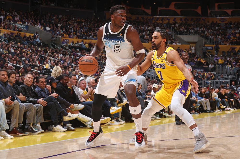 文班亚马对 文班亚马对