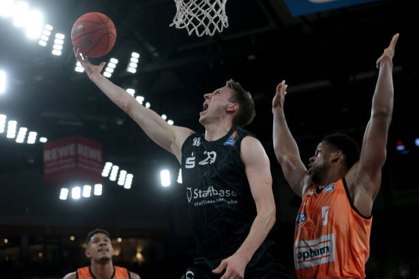 人流量与巴 人流量与巴